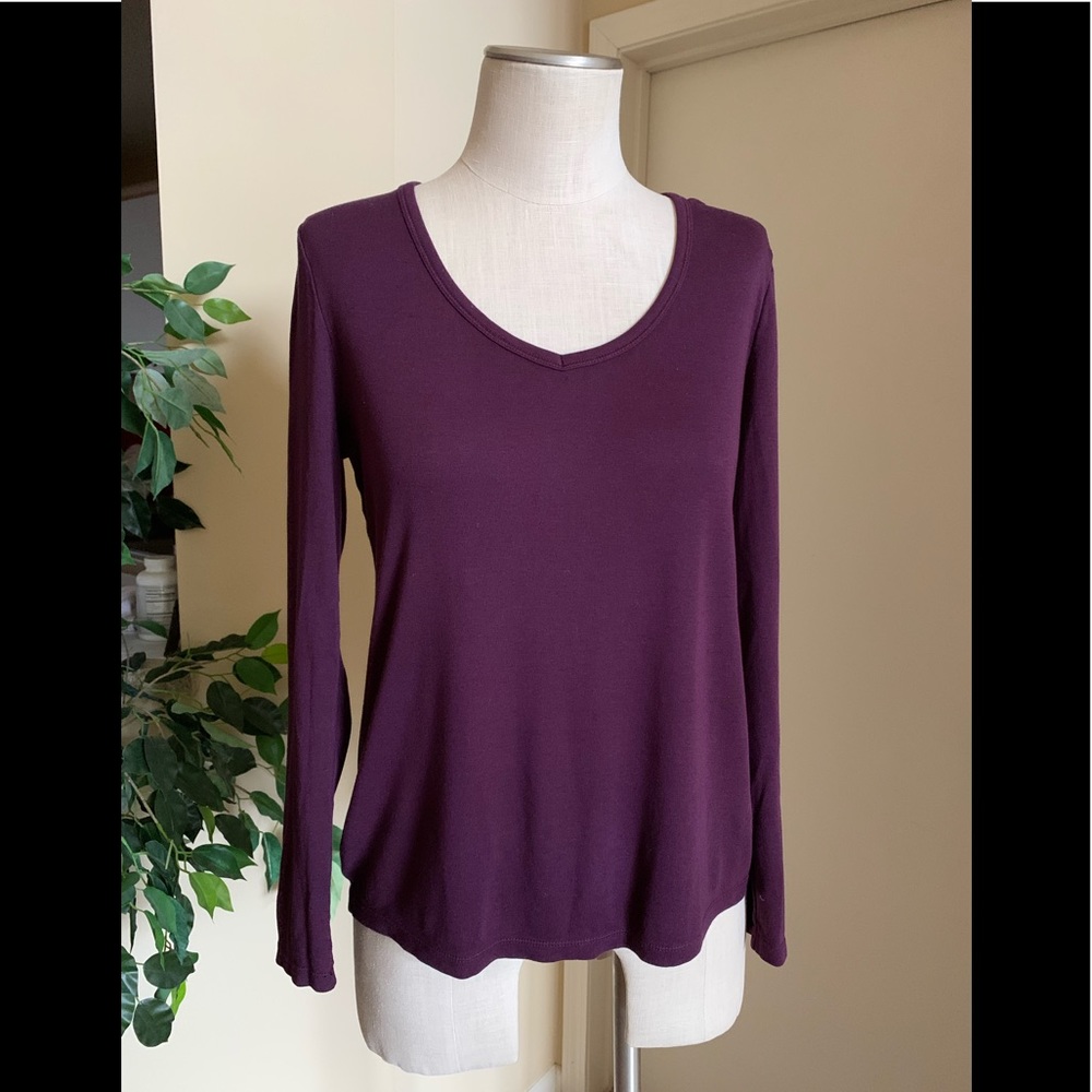 Ann Taylor top - Picture 2 of 7